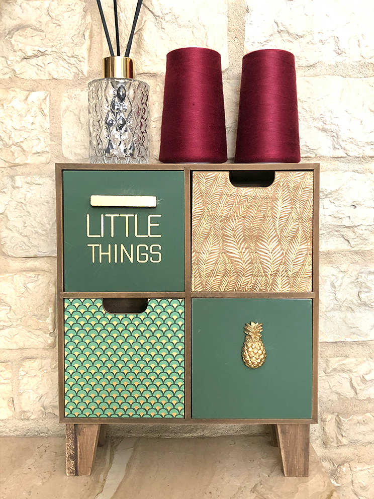 Meuble de rangement design et buffet de salon chic